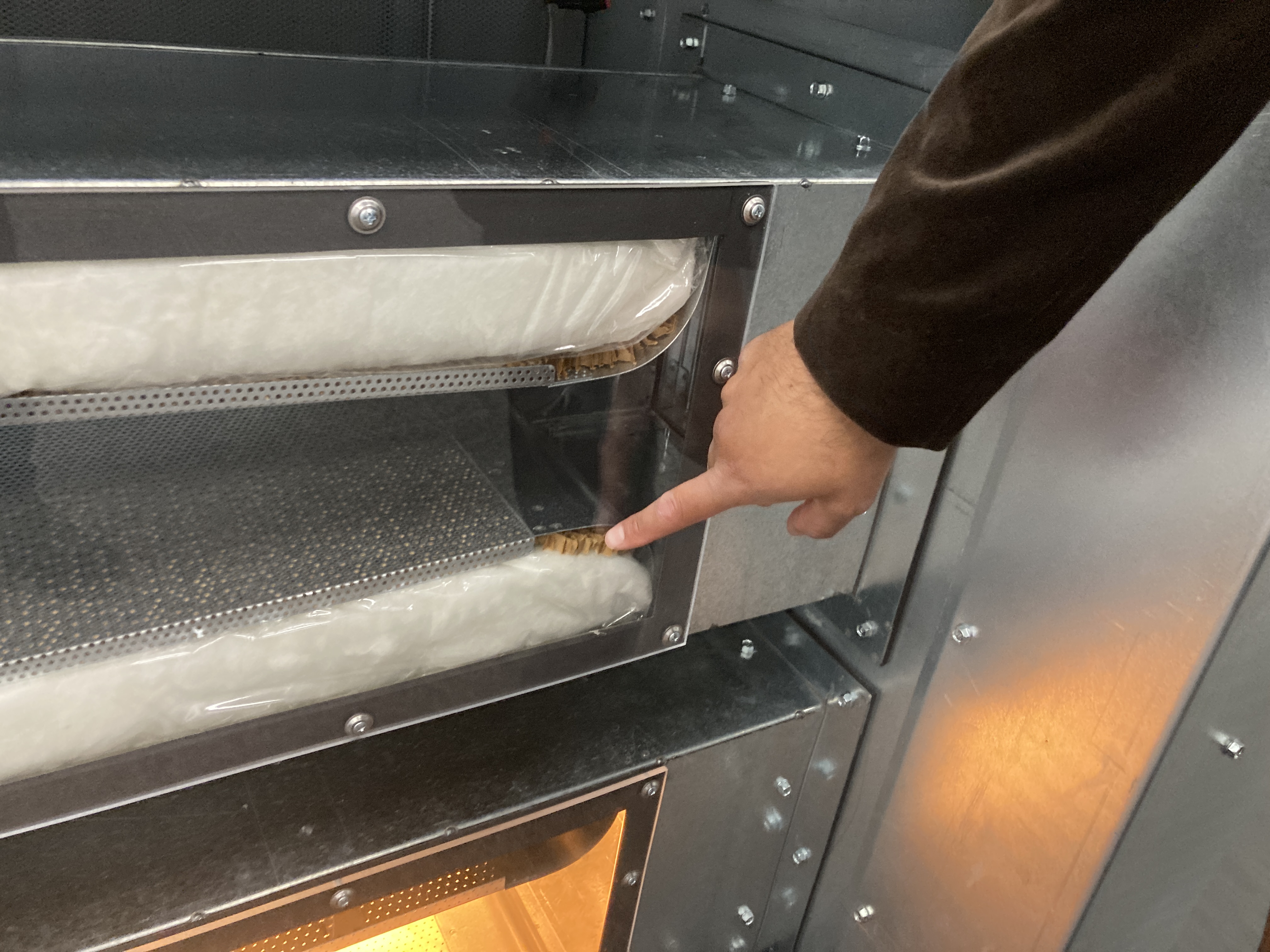 Price's silencer demonstration room closeup